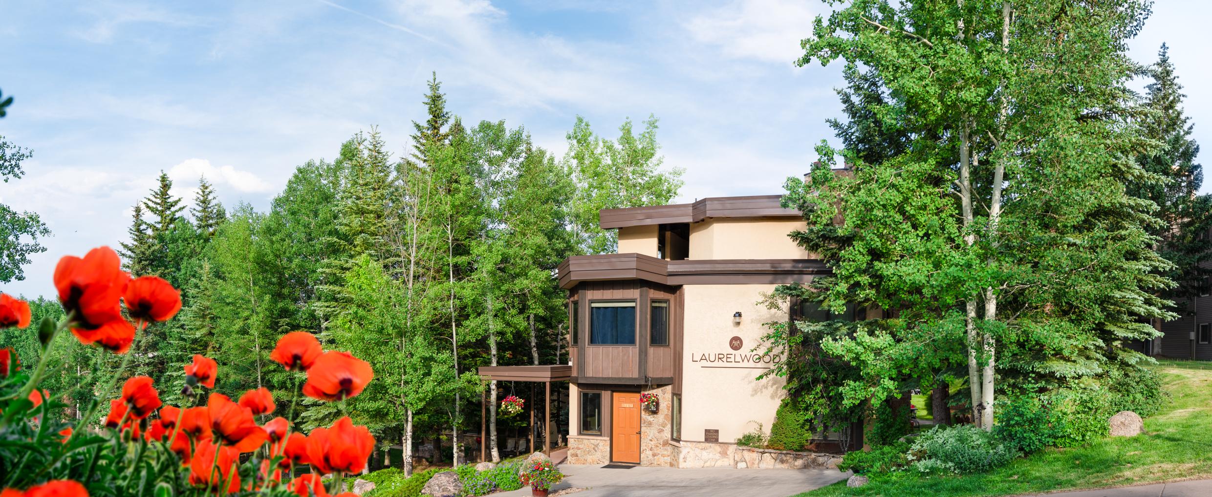 Laurelwood Condominiums