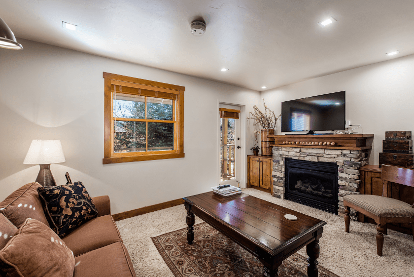 Jupiter Inn by CooperWynn Property Management