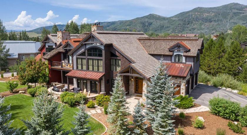 Aspen Leaf Lodge