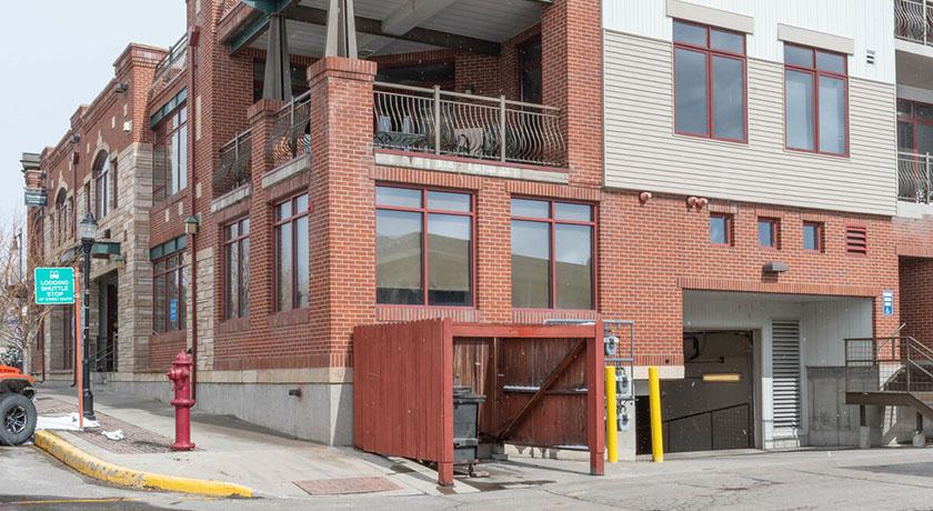 Victoria Condominiums