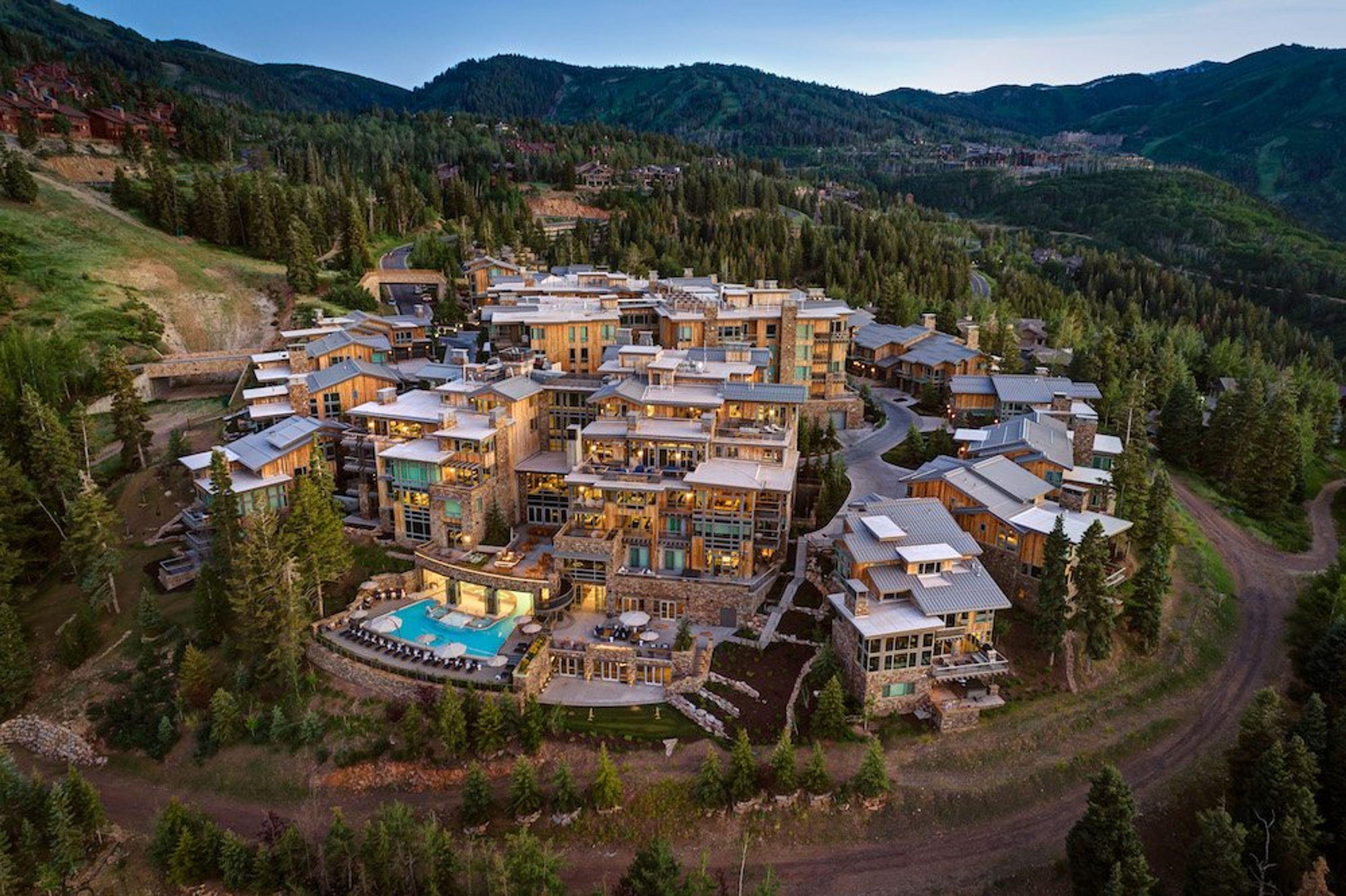 Stein Eriksen Residences