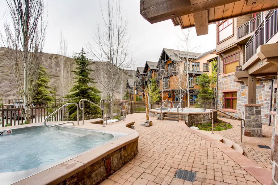 Capitol Peak Lodge by Snowmass Mountain Lodging