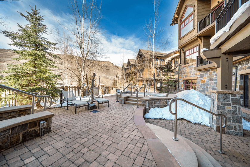 Capitol Peak Lodge by Snowmass Mountain Lodging