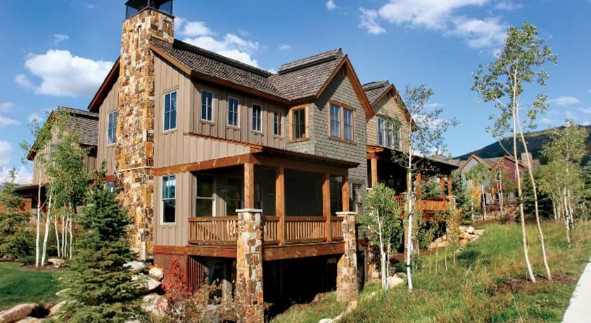 Pinnacle Resort Management