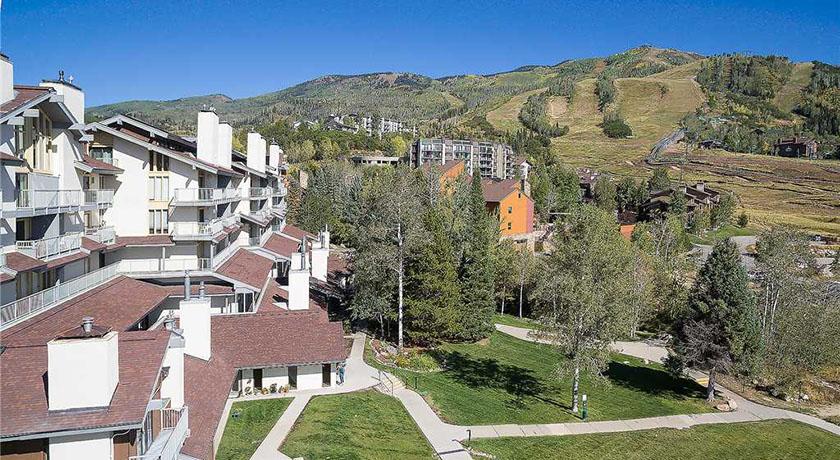 Ski Time Square Condominiums