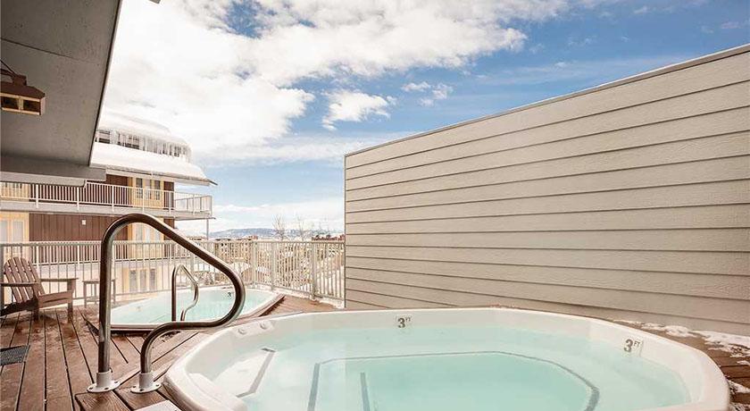 Ski Time Square Condominiums