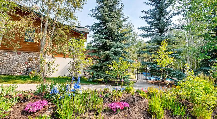 Evergreens Townhomes