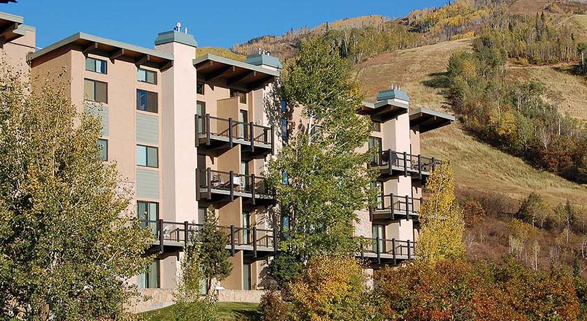 Storm Meadows Club Condominiums