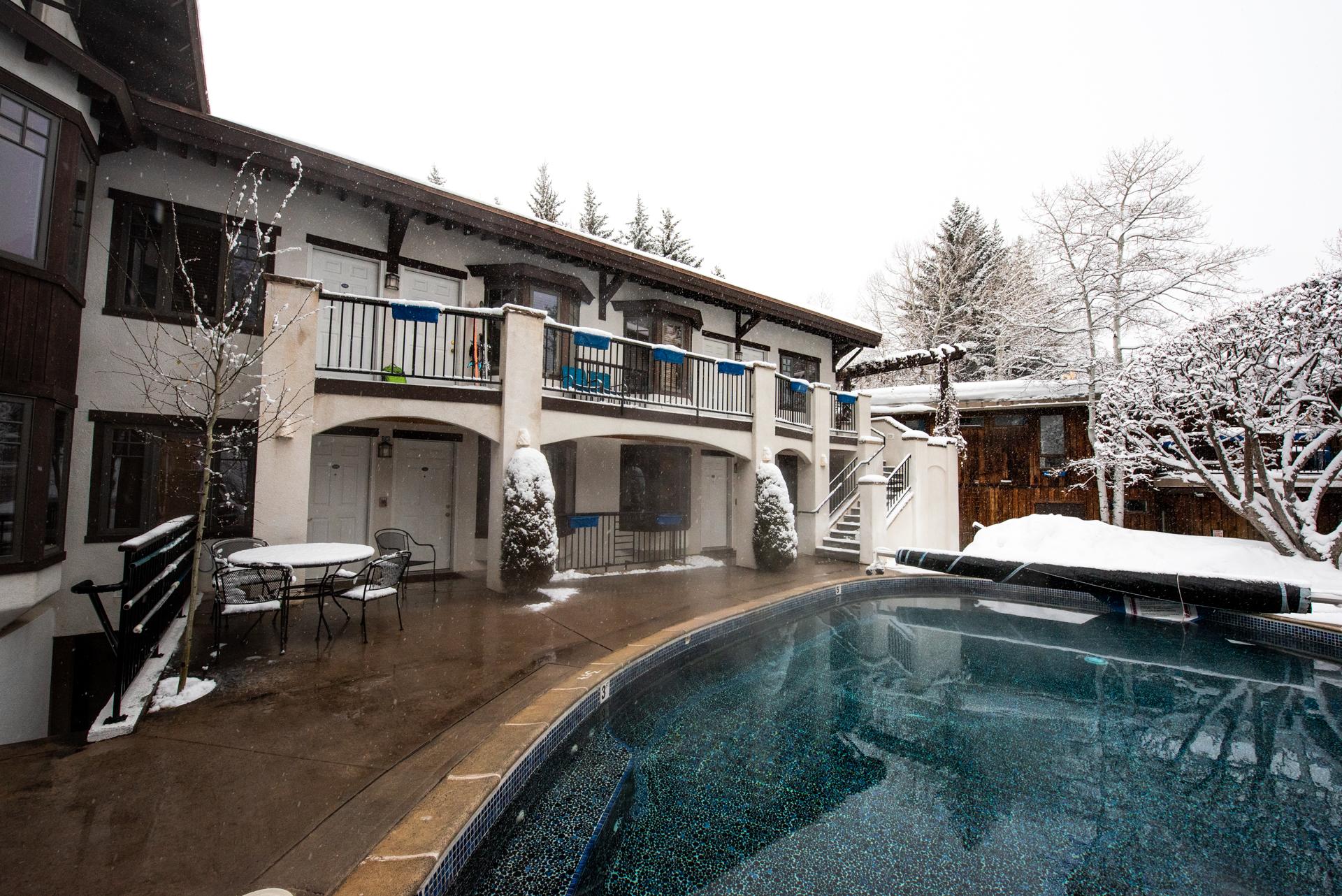 St. Moritz Lodge & Condominiums