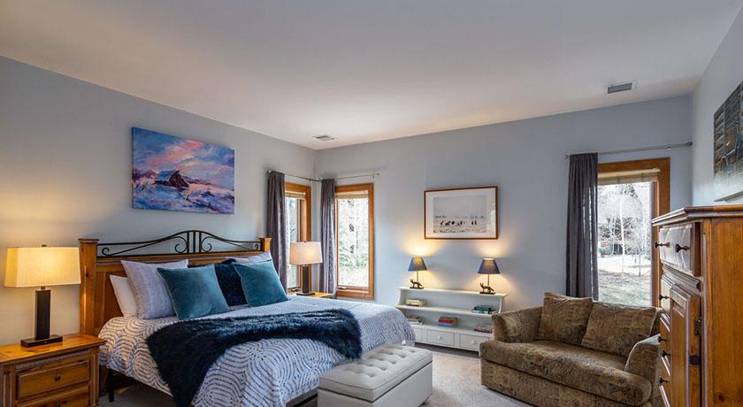 Majestic Vista Chalet