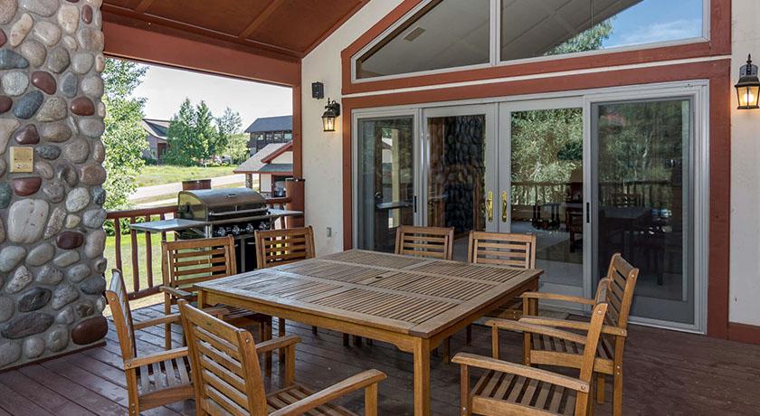 Majestic Vista Chalet