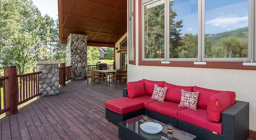 Majestic Vista Chalet