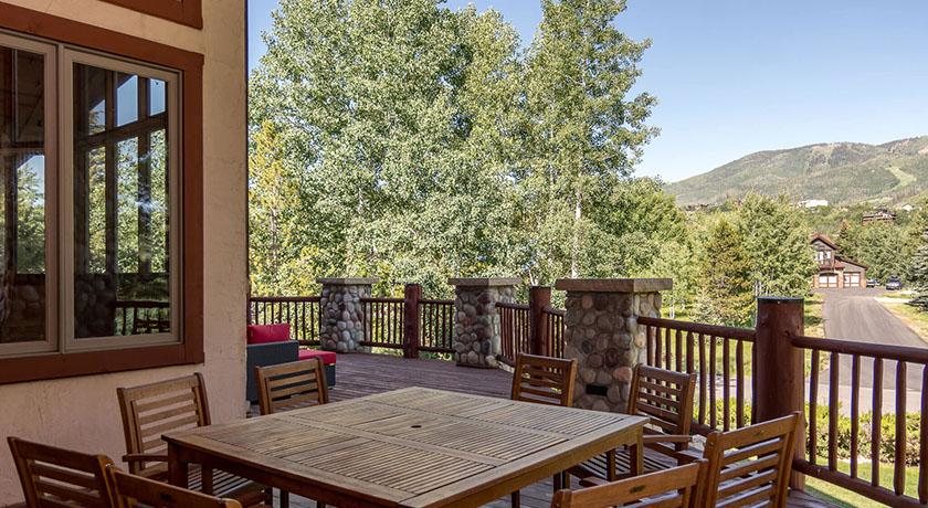 Majestic Vista Chalet