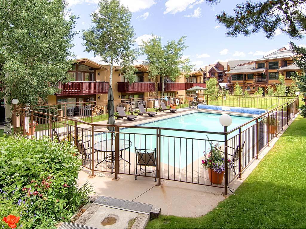 Lichenhearth Townhomes by Snowmass Vacations 