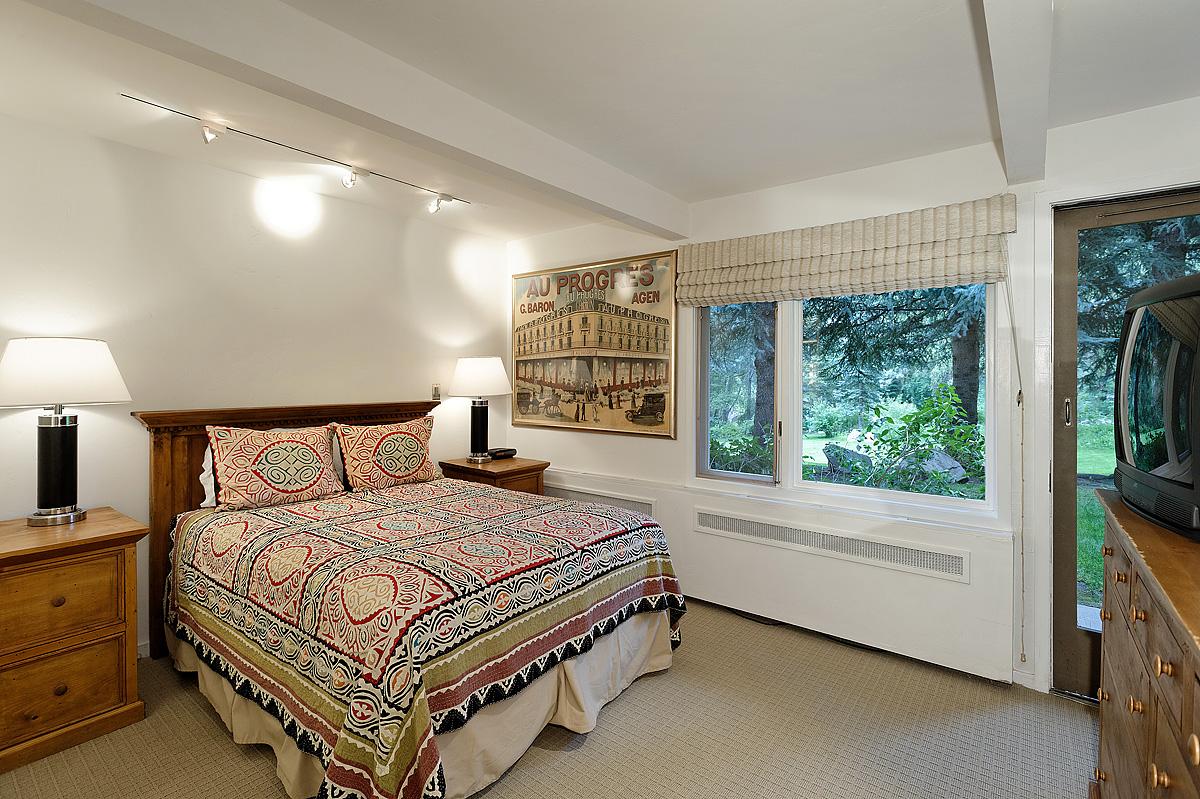 Aspen Alps - Standard