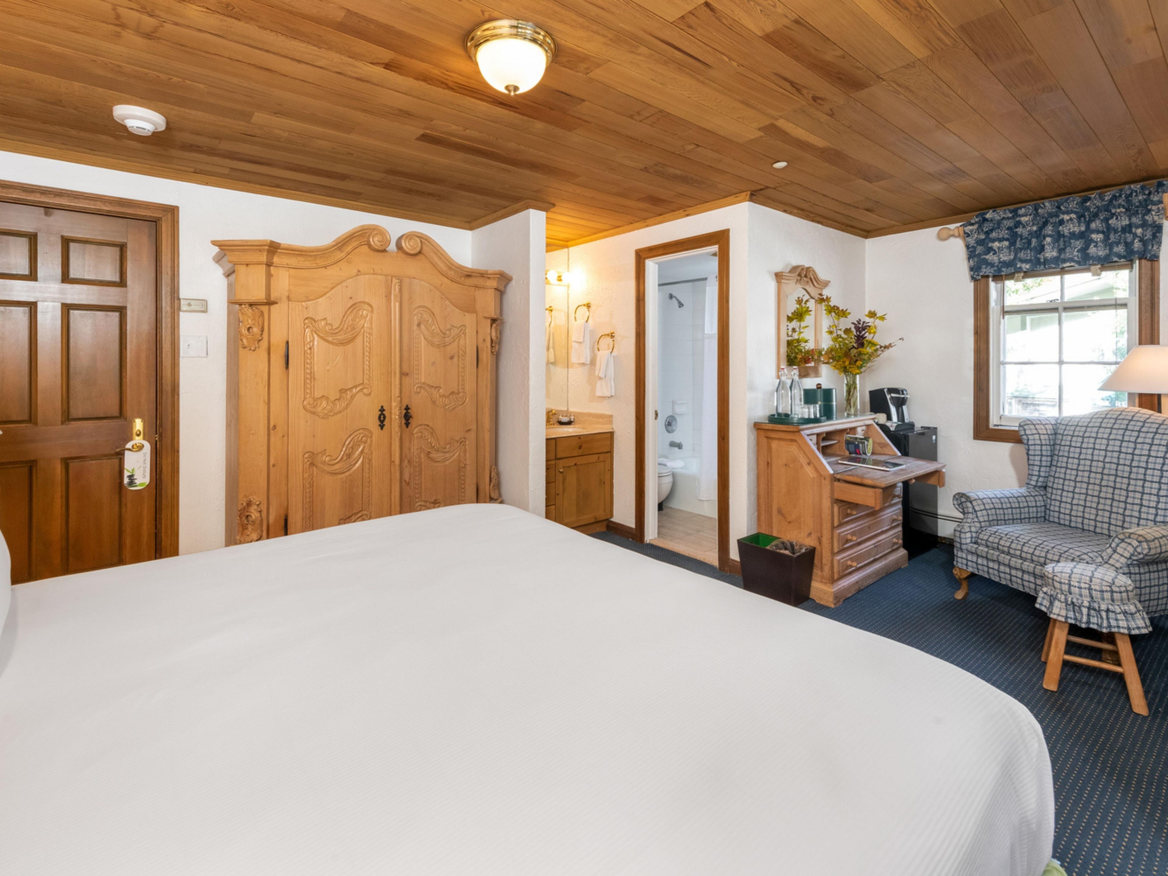 CoralTree Residences Vail - Christiania Condominiums