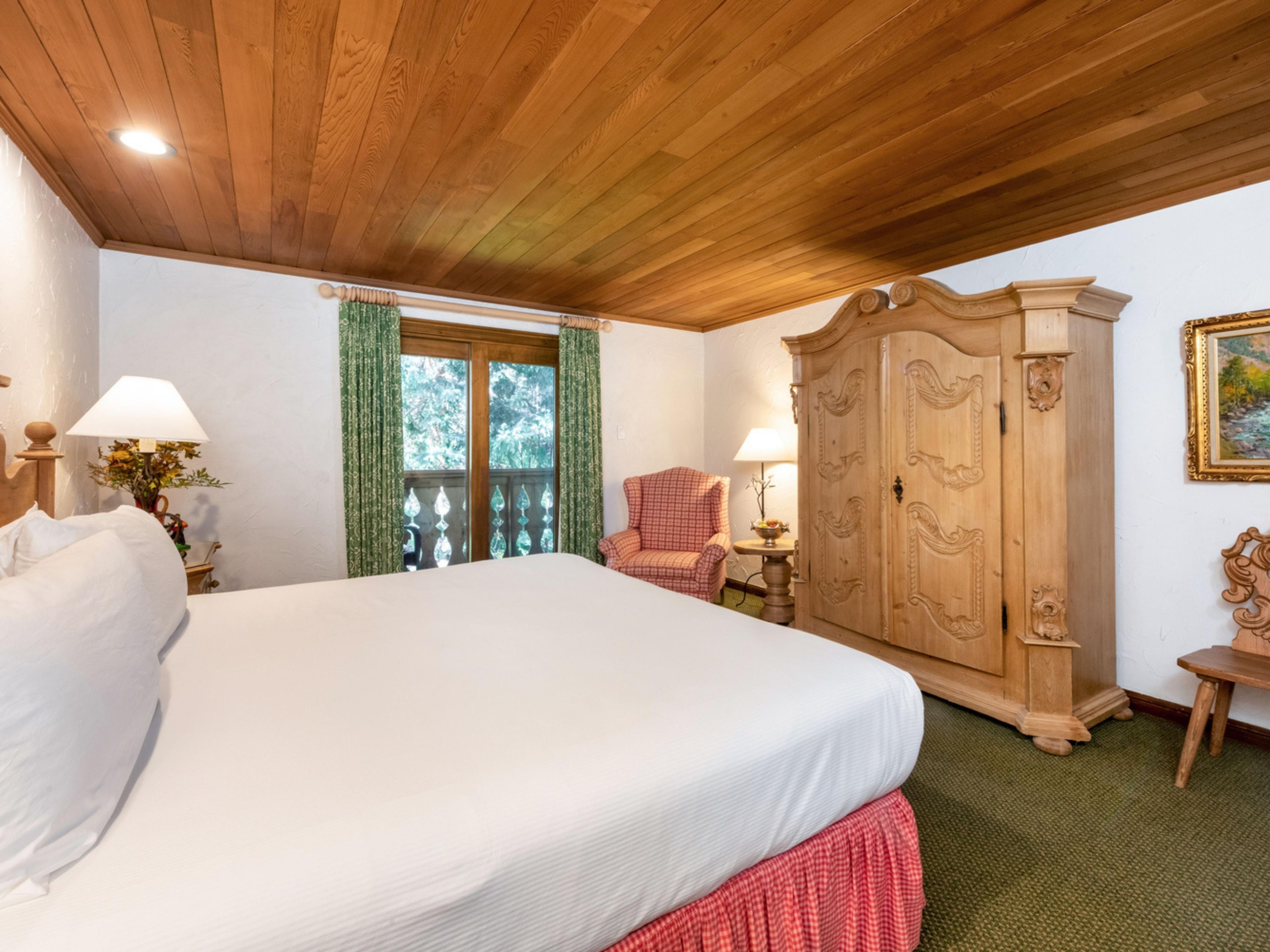 CoralTree Residences Vail - Christiania Condominiums