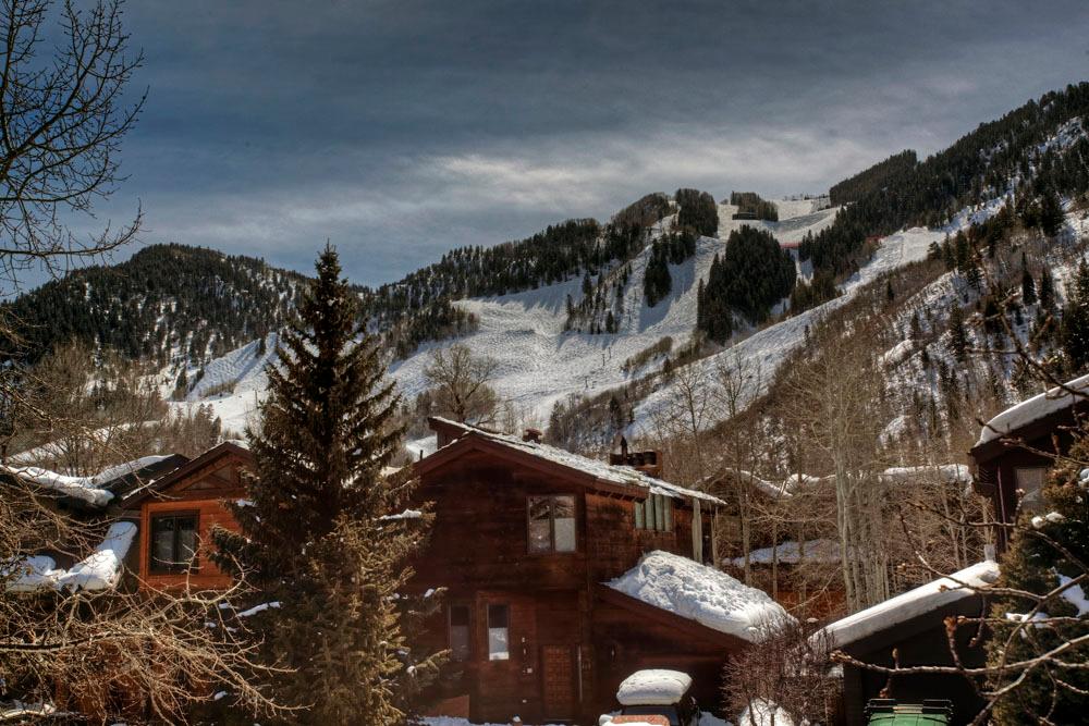 Cottonwoods Condominiums