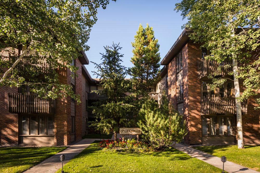 Cottonwoods Condominiums