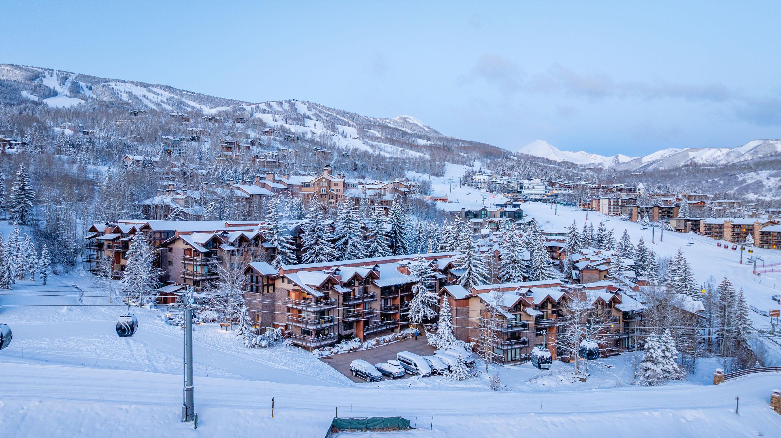 The Crestwood Condominiums