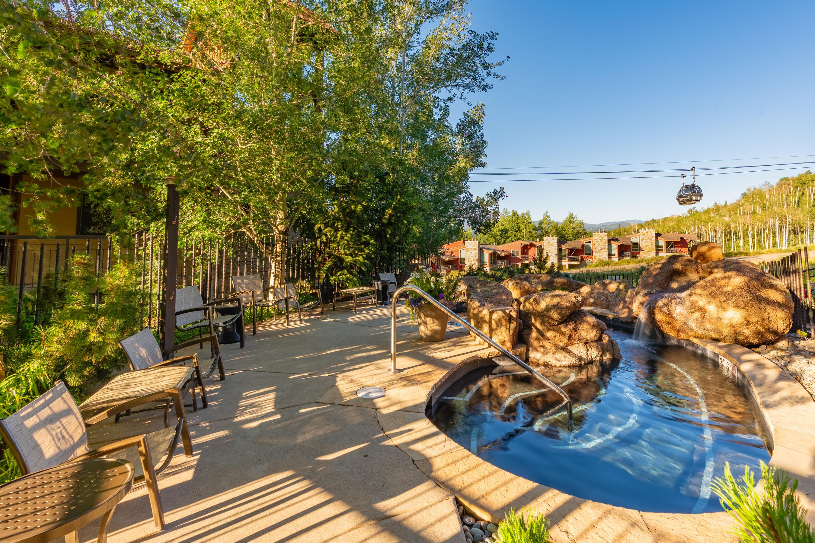 The Crestwood Condominiums