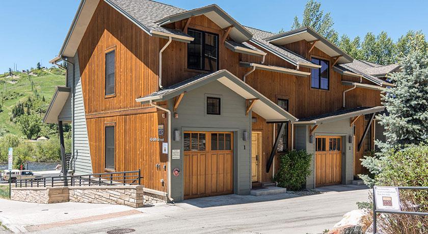 Alpenglow Condominiums