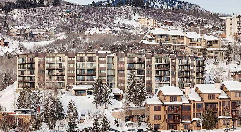 Bronze Tree Condominiums