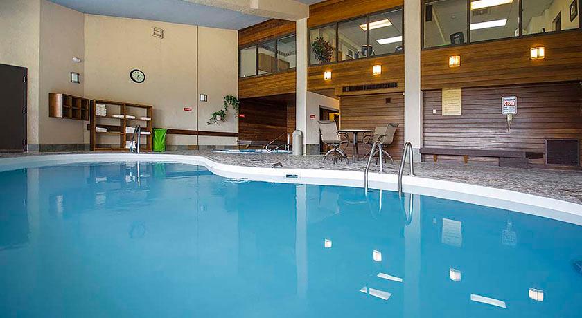 Bronze Tree Condominiums