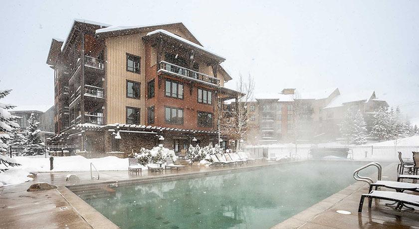 Trailhead Lodge at Wildhorse Meadows