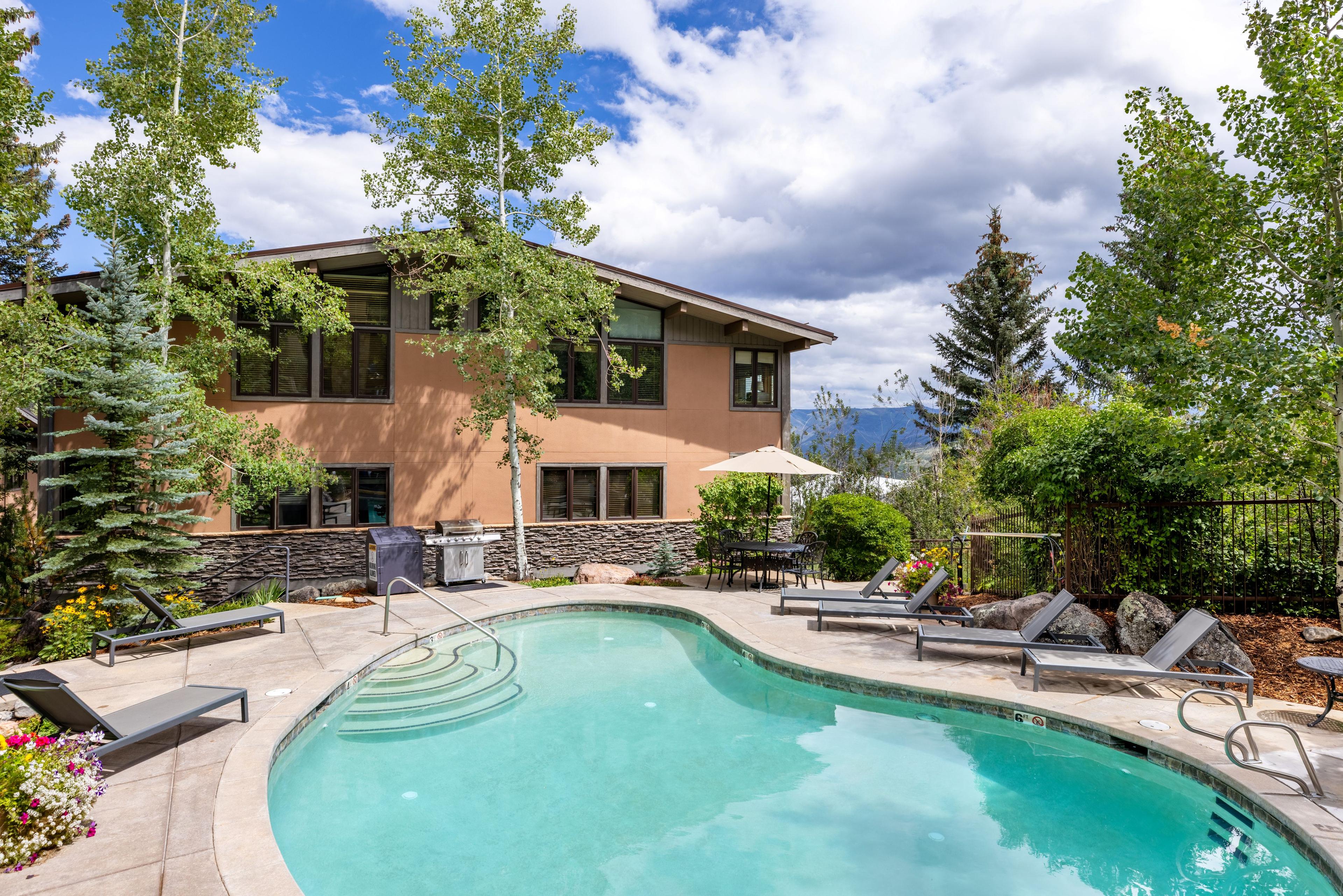 Aspenwood Condominiums